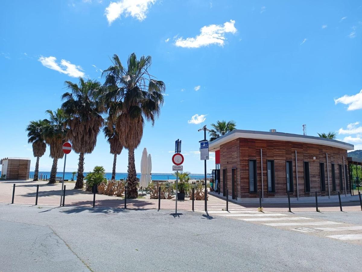 Beach Apartment Lamberti Savona Exterior foto